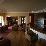 Delphi & Semesteranläggning (resort)