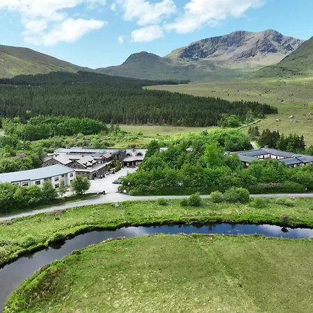 Delphi & Semesteranläggning (resort) 4*