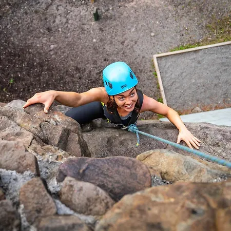 وسبا ديلفي ريزورت 4* لينوان