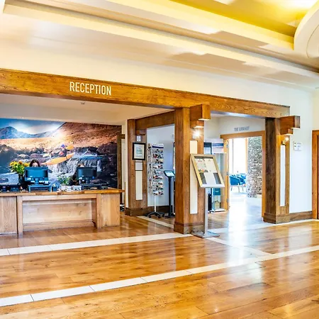 منتجع وسبا ديلفي ريزورت لينوان