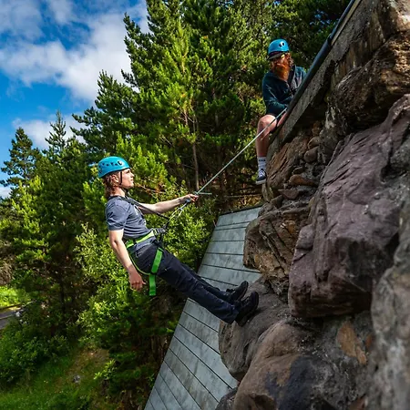 وسبا ديلفي ريزورت 4*