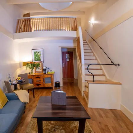 وسبا ديلفي ريزورت 4* لينوان