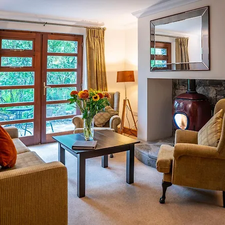 وسبا ديلفي ريزورت لينوان