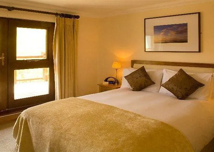 Delphi & Курортный комплекс Линон